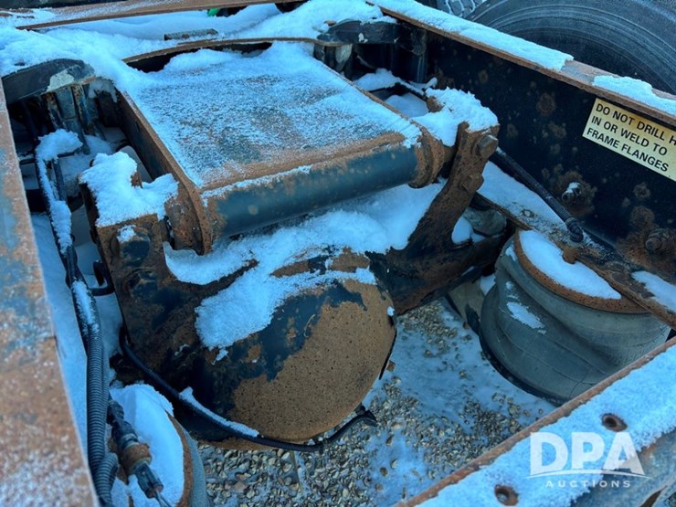 international-prostar-image-37