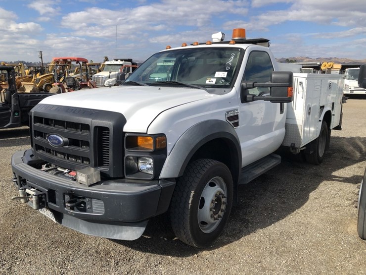 ford-f450-xl-image-1