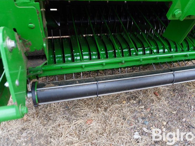 2024-john-deere-561m-image-20