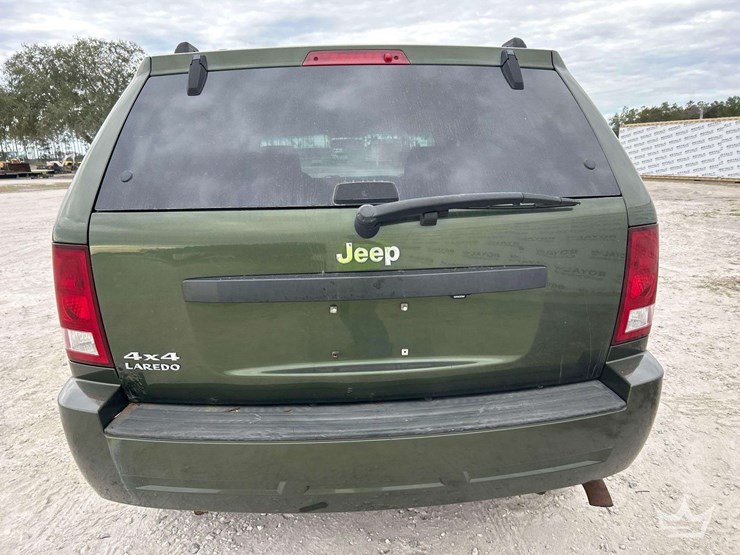 2009-jeep-grand-cherokee-4wd-suv-image-27