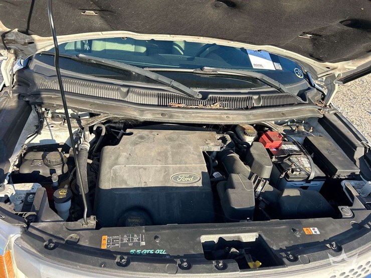 2013-ford-explorer-suv-image-7