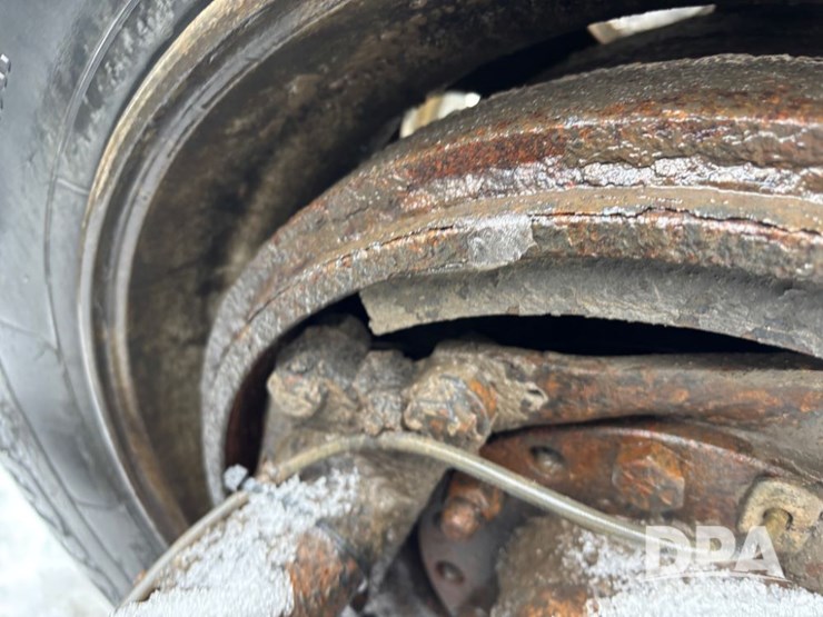 2012-international-prostar-image-40