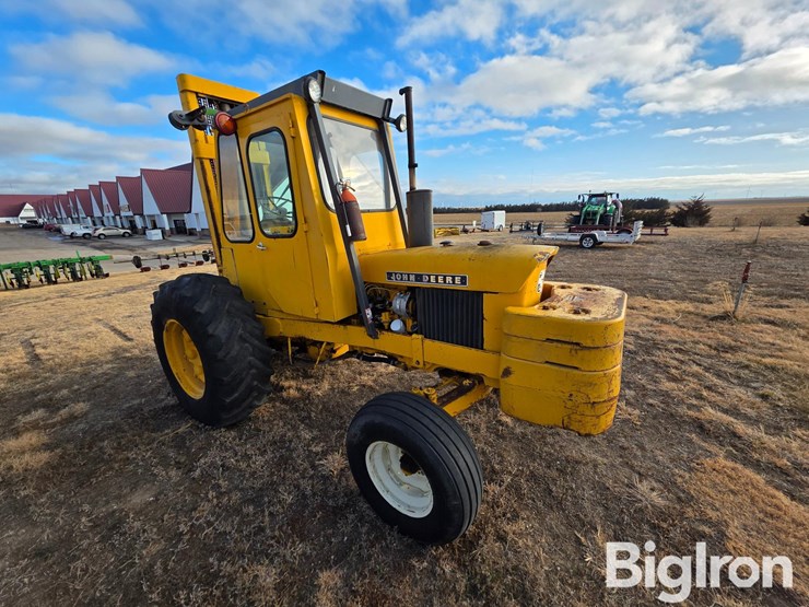 john-deere-380-image-8
