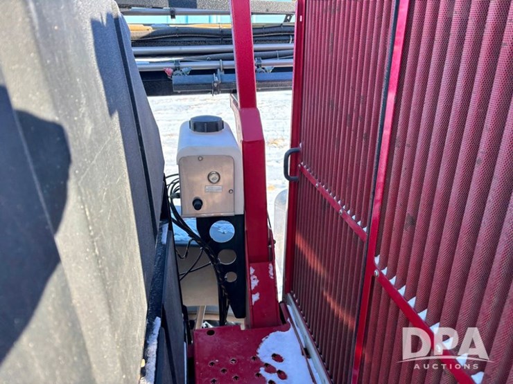 miller-nitro-5240-image-50