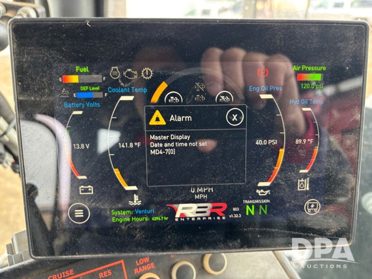 2018-case-ih-810-image-91