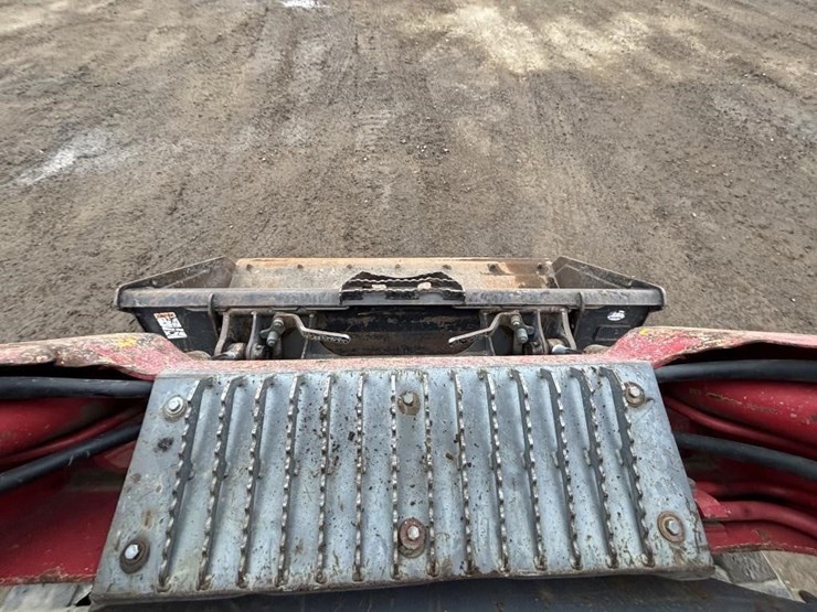 2016-takeuchi-tl8-image-20