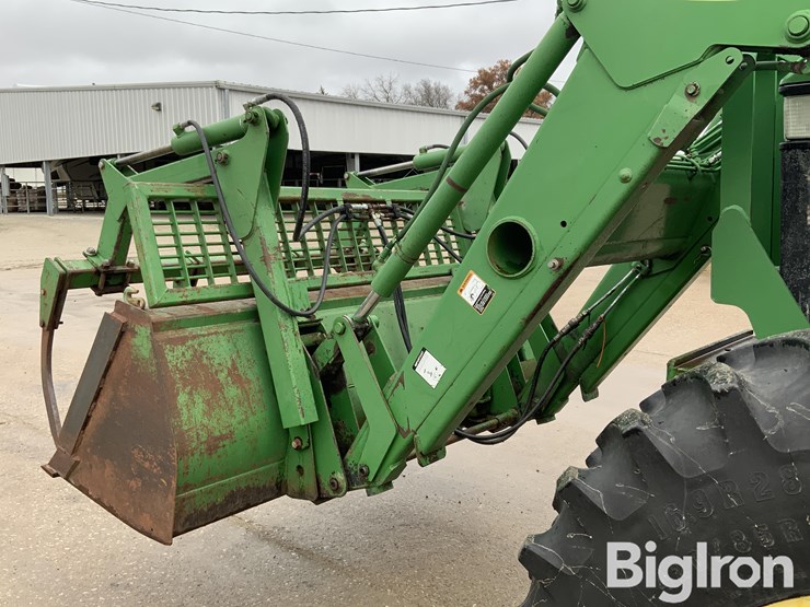 john-deere-7810-image-10