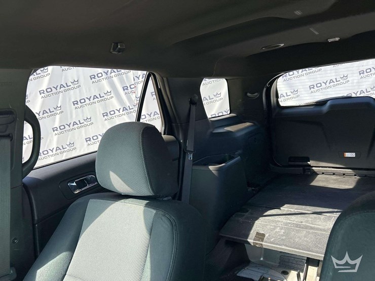 2014-ford-explorer-suv-image-20