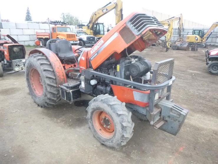 kubota-m8200-image-2