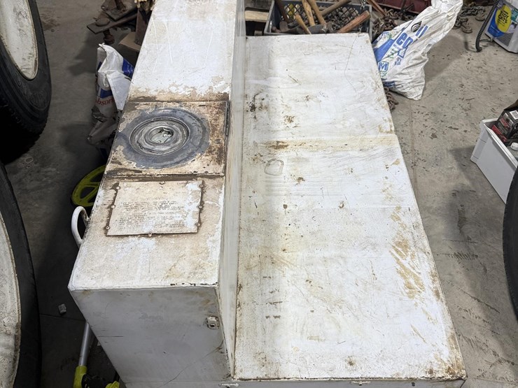 105-gallon-l-shape-fuel-tank-image-2