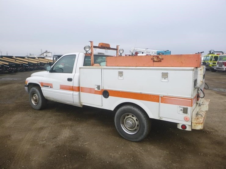 2002-dodge-ram-2500-image-4