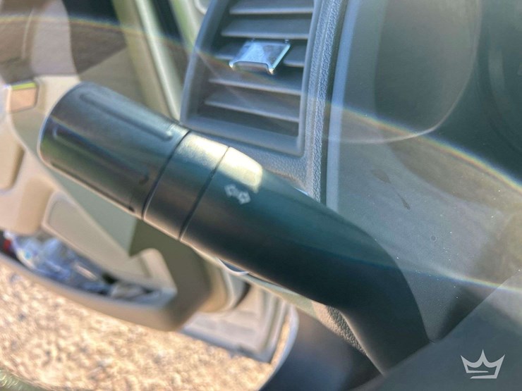 2013-ford-explorer-suv-image-14