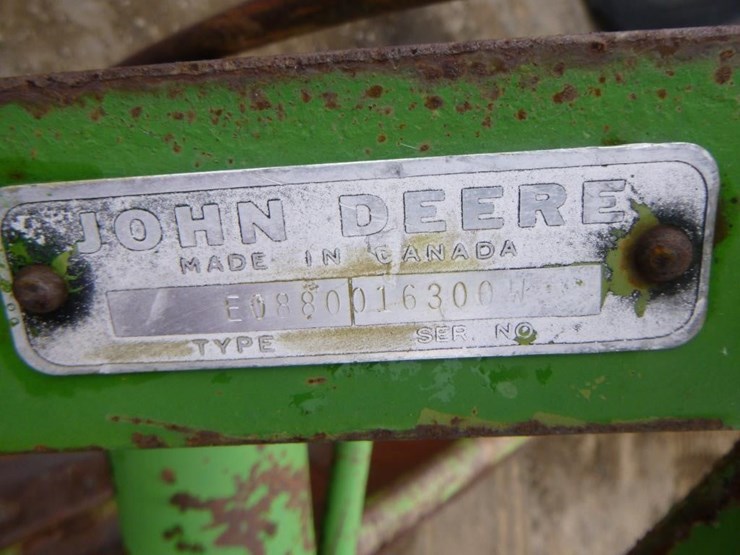 john-deere-102-image-7