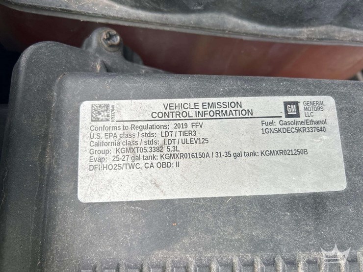 2019-chevrolet-tahoe-4x4-suv-image-10