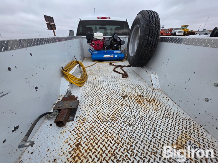 chevrolet-silverado-3500-image-16