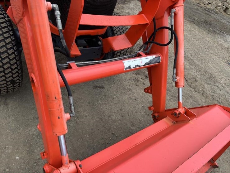 kubota-b2301-image-12