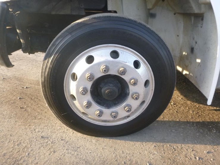 2014-international-durastar-4300-image-20