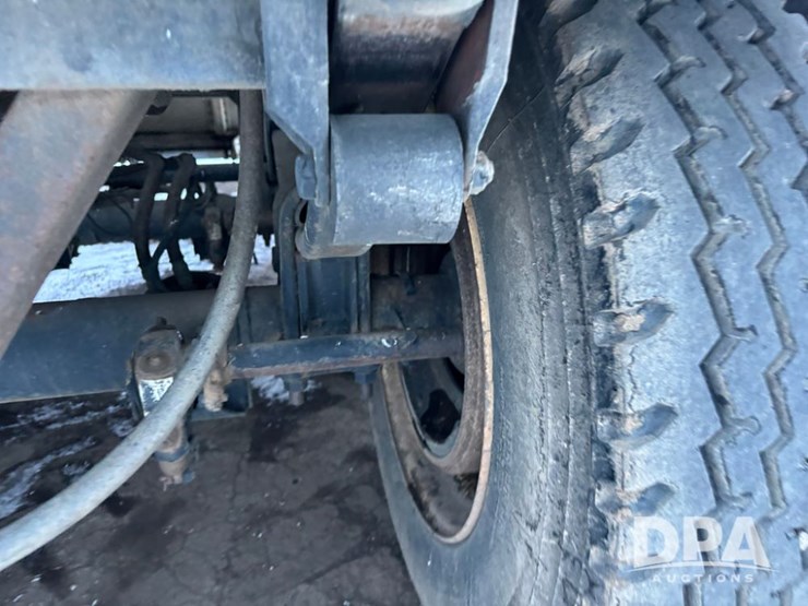 2012-merritt-grain-trailer-image-20