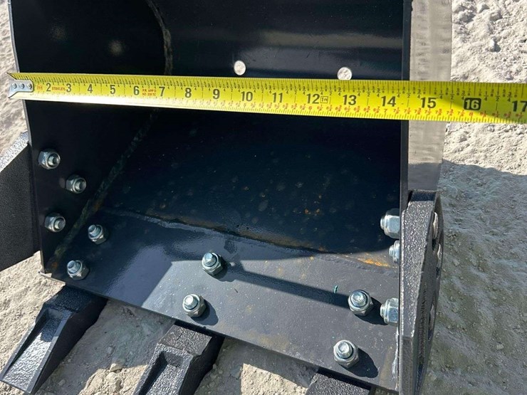 unused-2025-cfg-industrial-qk16r-mini-excavator-image-17