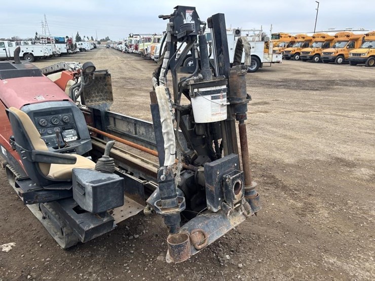 ditch-witch-jt922-image-10