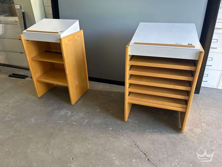 two-floor-lecterns-image-1