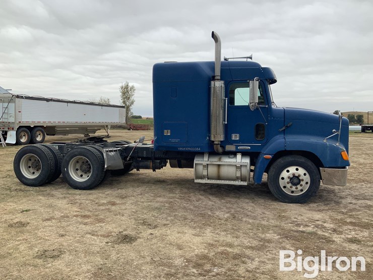 1999-freightliner-fld112-image-4