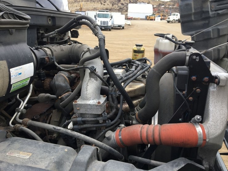 2016-hino-338-image-10