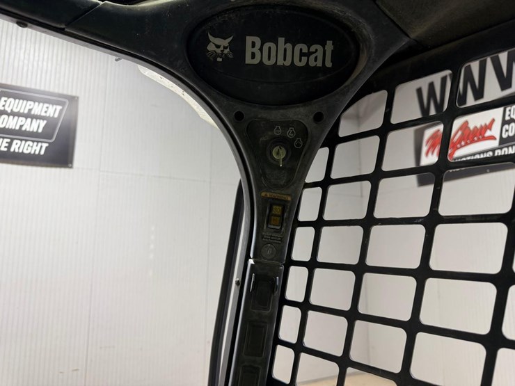 2019-bobcat-t595-image-21