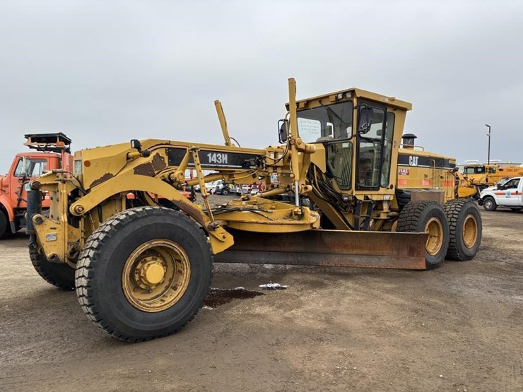 2006-caterpillar-143h-image-1