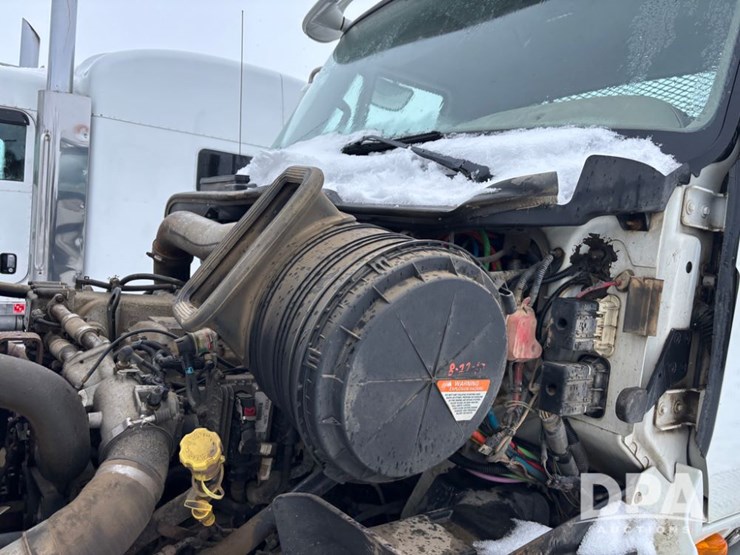 2012-international-prostar-image-25