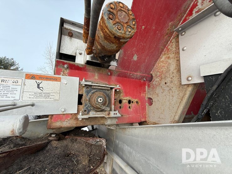 case-ih-titan-3030-image-18