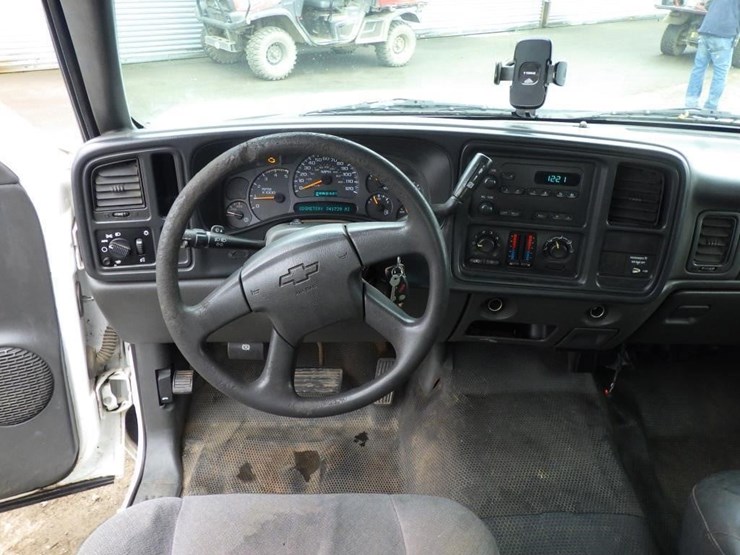 2003-chevrolet-3500-image-7