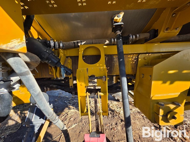 2008-ag-chem-rogator-1286c-image-17