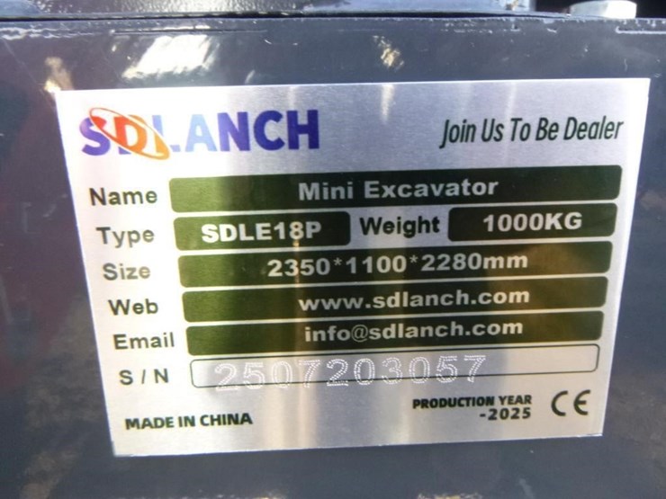 2025-sdlanch-sdle18p-hydraulic-excavator-image-29