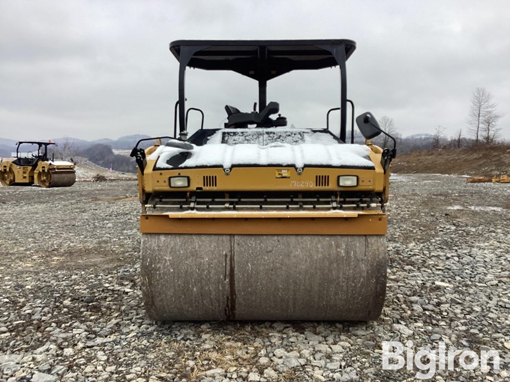 caterpillar-cb66b-image-2