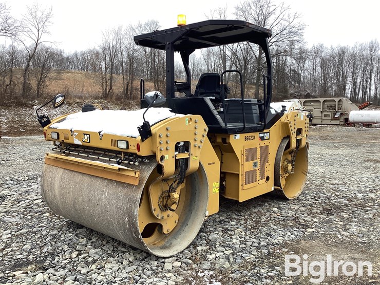 caterpillar-cb66b-image-5