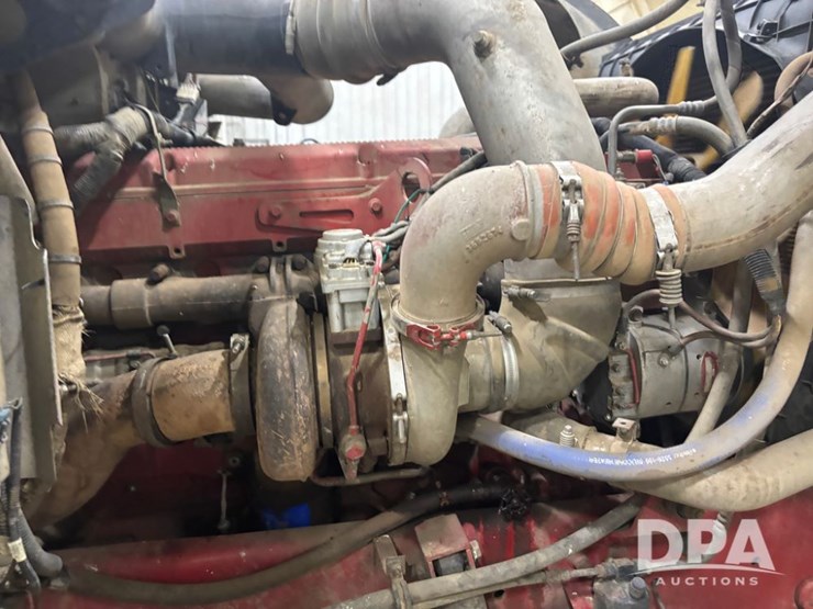 international-9900i-image-30