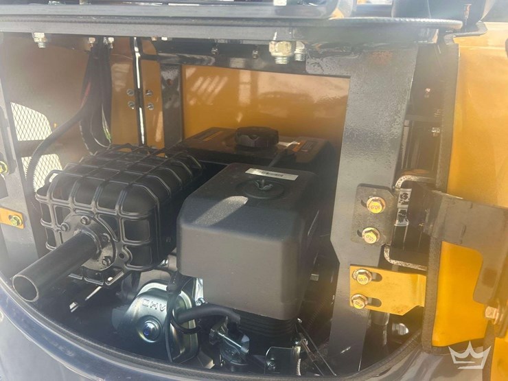 2025-cfg-industrial-qk18r-mini-excavator-image-7