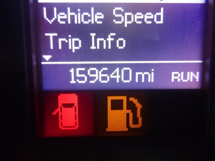 chrysler-town-&-country-image-15