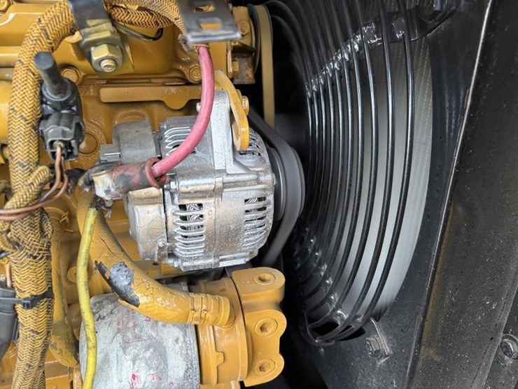 2023-caterpillar-305.5e2-image-56