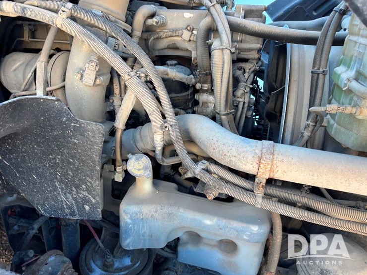 international-prostar-image-19