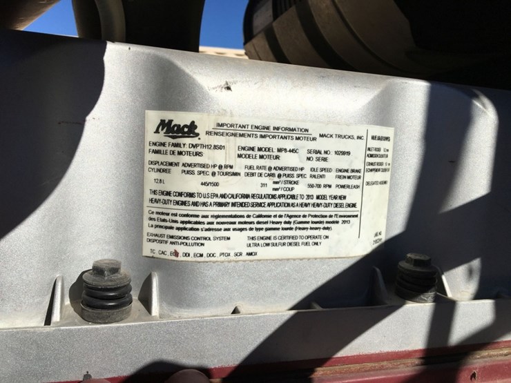 2014-mack-cxu613-truck-tractor,-image-12