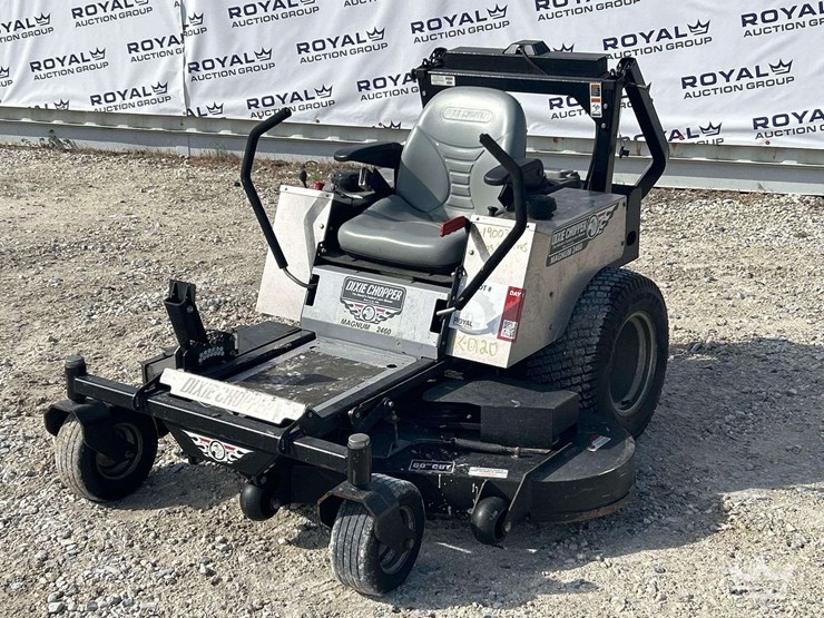 zero-turn-mower-image-1