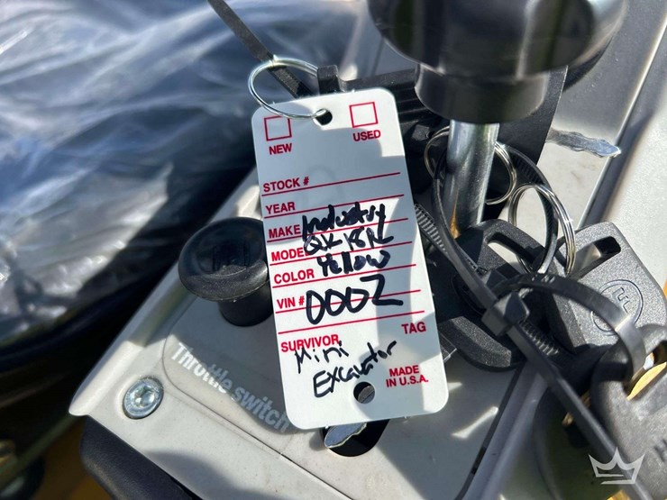 2025-cfg-industrial-qk18r-mini-excavator-image-22