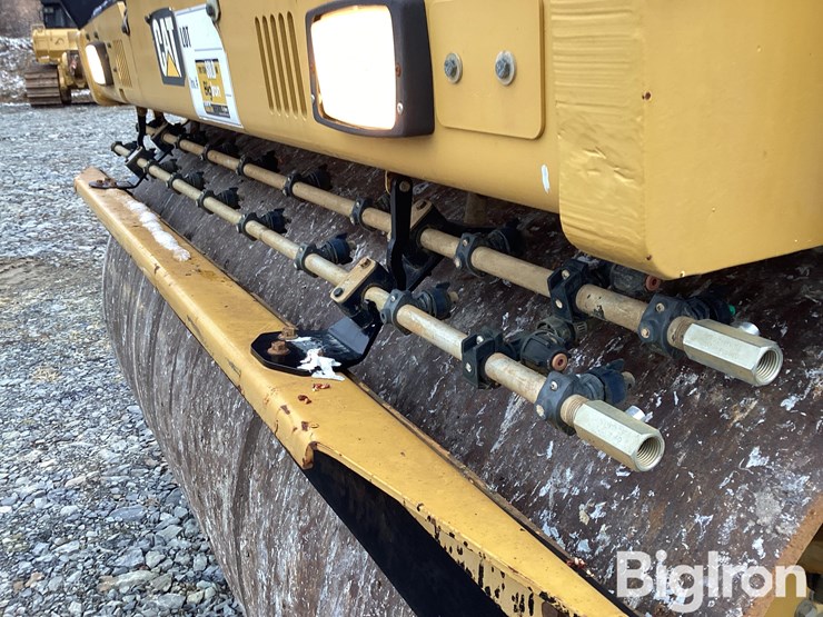 caterpillar-cb66b-image-10