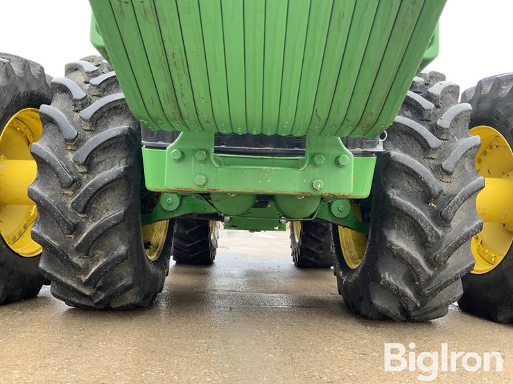 john-deere-8370r-image-11