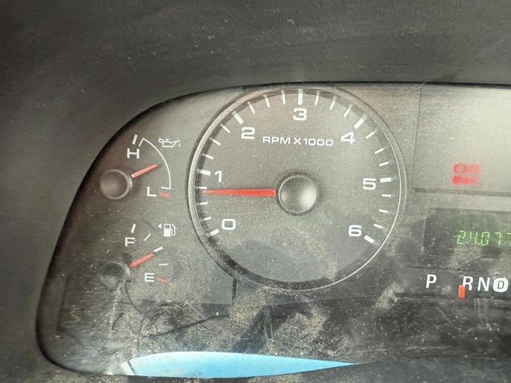 2006-ford-f450-image-15