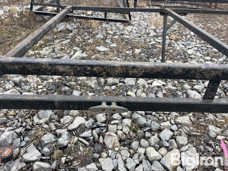 weather-guard-over-the-cab-rack-image-12