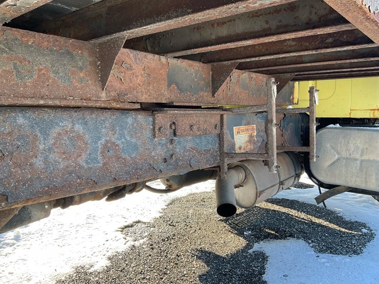 international-4900-image-41