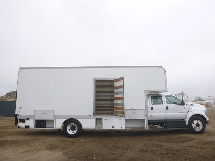 2016-ford-f650-xlt-image-7